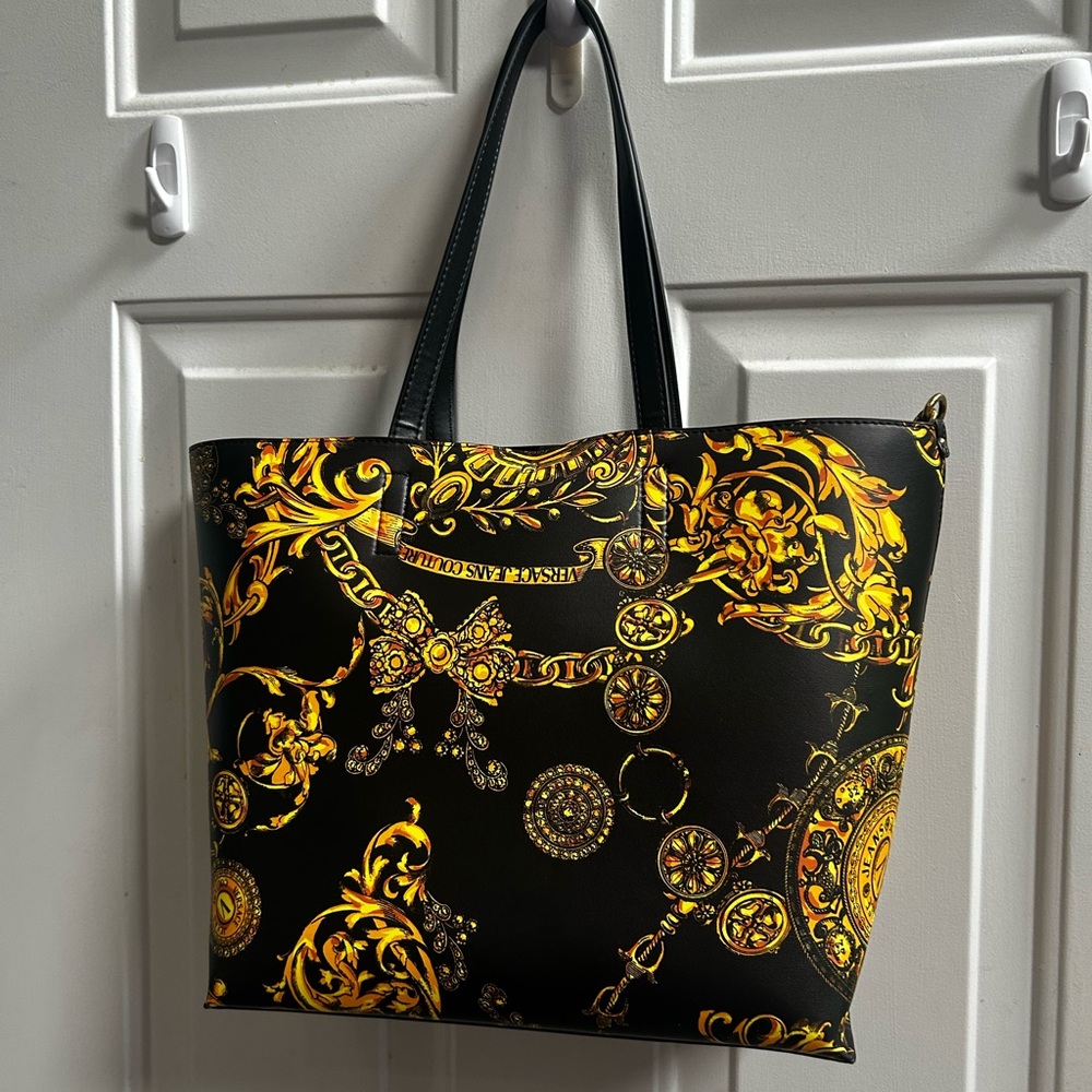 Versace Jeans Couture Black  & Gold Baroque Print Tote Bag w/ matching pouch.